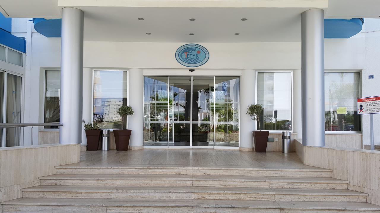 Tetyk Hotel Pernera Extérieur photo