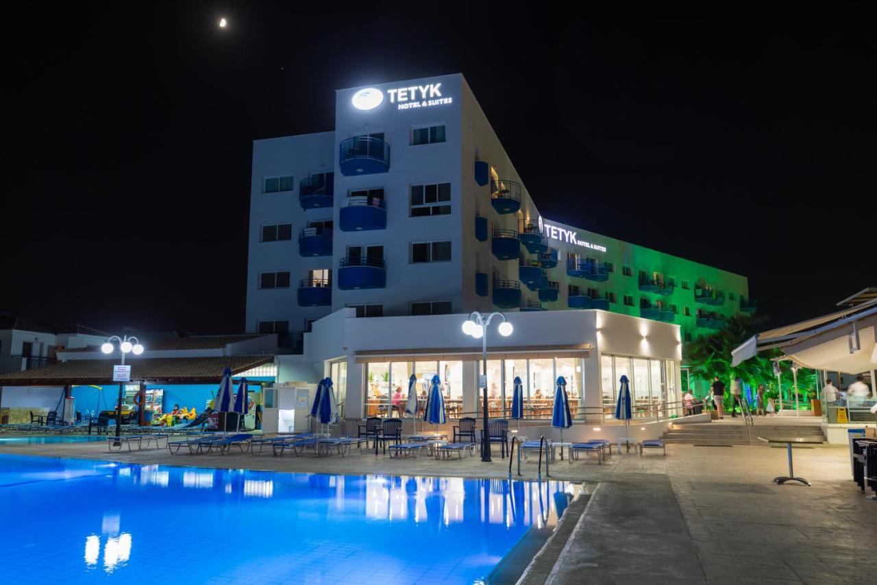 Tetyk Hotel Pernera Extérieur photo